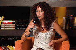 Bódis Kriszta portréja